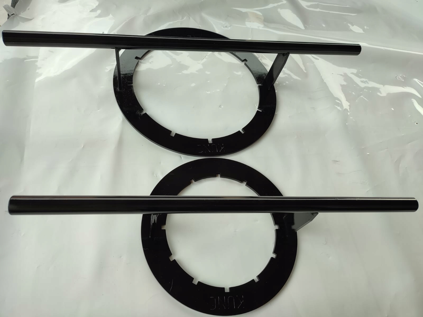 2 maticové kľúče DN150 a 225, typ Mauser IBC
